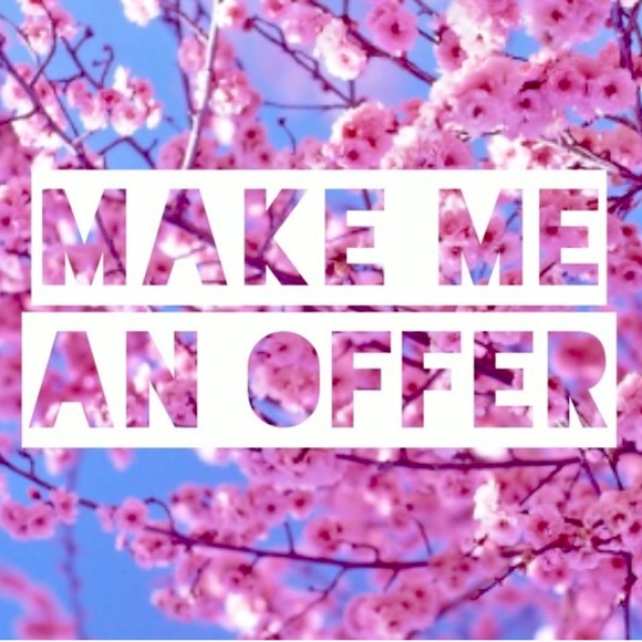 ACCEPTING OFFERS - Picture 1 of 4